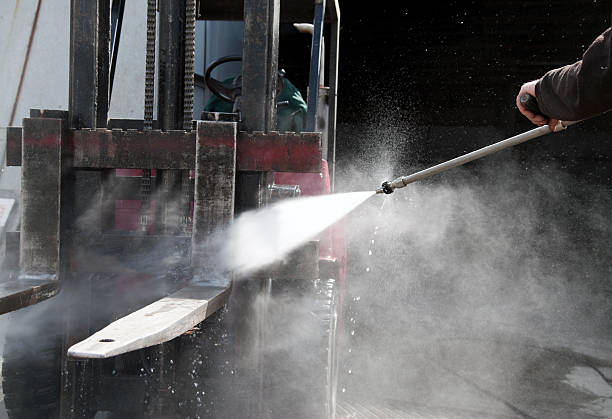 Post-Construction Pressure Washing in Collinwood, TN